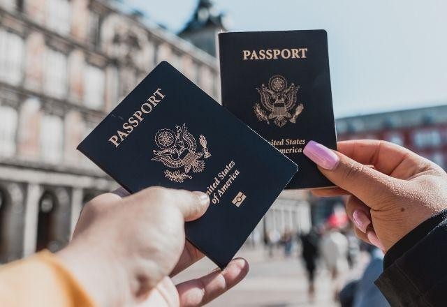 Estados Unidos emitem 1º passaporte com gênero neutro