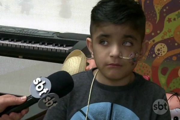 Imagem da noticia Governo pagará tratamento domiciliar de menino que passou por raro transplante