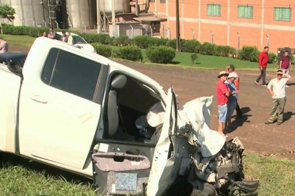 Imagem da noticia Grave acidente mata cinco pessoas em estrada do Paraná