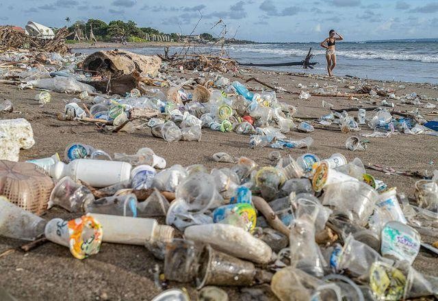 Imagem da noticia ONU divulga rascunho do Tratado Global de Plásticos para debate em novembro