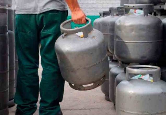Imagem da noticia Guedes espera que botijão fique de 20% a 30% mais barato com nova lei do gás