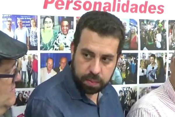 Imagem da noticia Guilherme Boulos visita Mercadão de Madureira no Rio de Janeiro