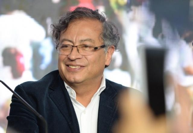 Imagem da noticia Gustavo Petro é eleito presidente da Colômbia