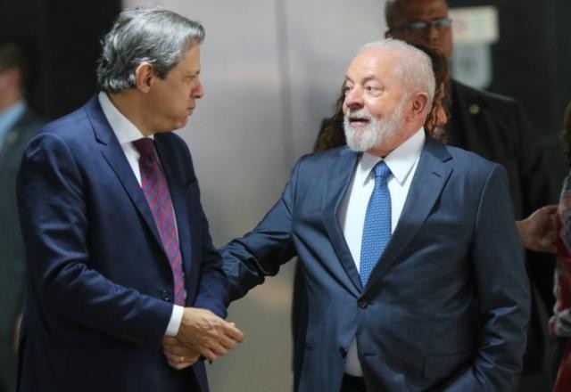 Imagem da noticia Um dia após alta, Lula se reúne com Haddad e faz apelo para medidas fiscais não perderem força