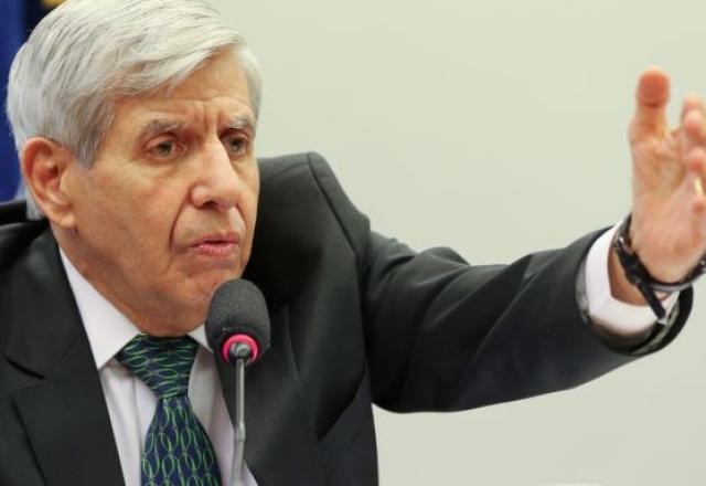 Imagem da noticia "É mentira qualquer envolvimento do GSI nesse plano", diz Heleno