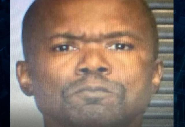 Imagem da noticia Homem é acusado de manter esposa e filhos em cárcere por 17 anos