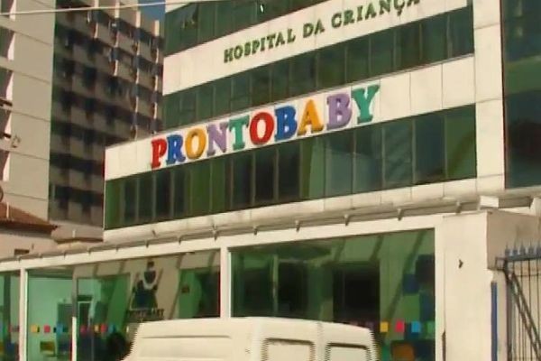 Imagem da noticia Homem reage a assalto e é baleado em frente a hospital infantil