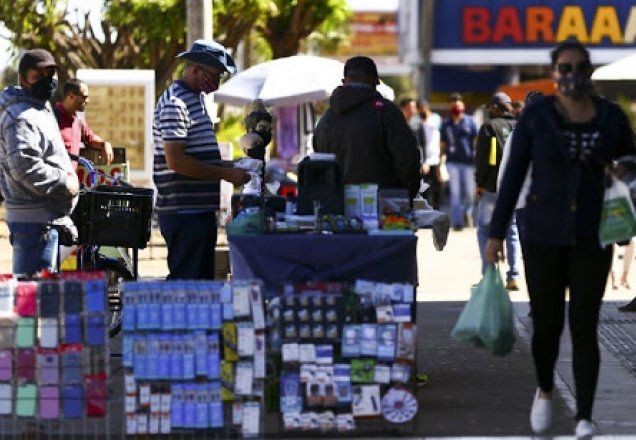 IBGE: Brasil chega a 211,7 milhões de habitantes