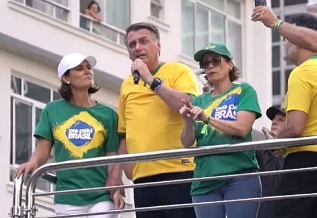 Imagem da noticia SBT News na TV: Discurso de Bolsonaro em ato na Paulista será incluído em investigação sobre tentativa de golpe