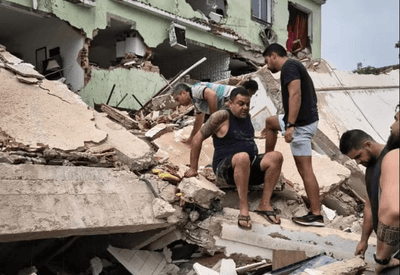 Desabamento de cinco casas deixa feridos na zona norte do Rio