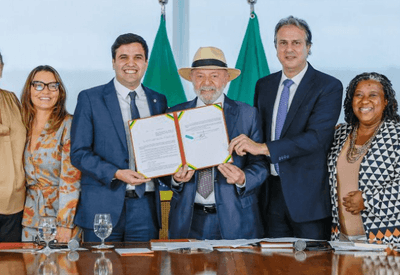 Deputado Renan Ferreirinha protocola projeto para proibir redes sociais para menores de 16 anos