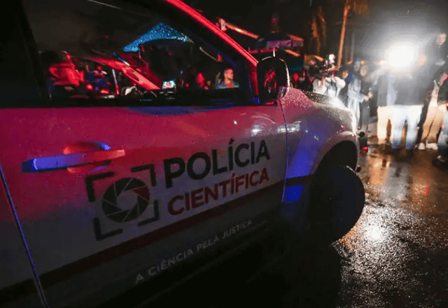 Polícia Científica do Paraná inicia coleta de material para identificar vítimas de acidente aéreo