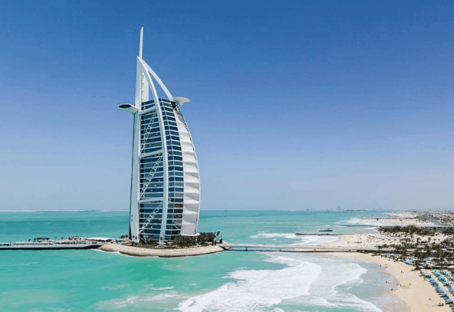 Imagem da noticia Veja como são os quartos do primeiro hotel sete estrelas do mundo, em Dubai