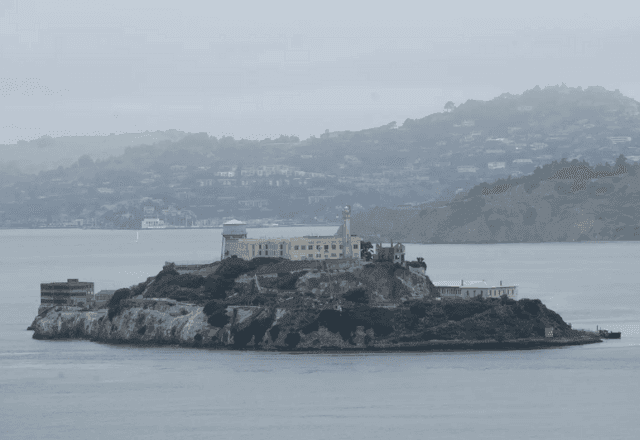 Imagem da noticia Alcatraz : prisão onde ficou Al Capone será reformada e reaberta por ordem de Trump