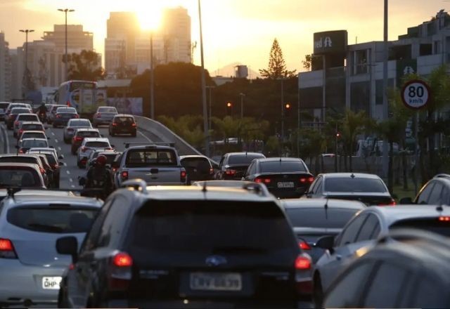 Imagem da noticia Pagamento do IPVA com desconto começa neste mês; veja orientações 