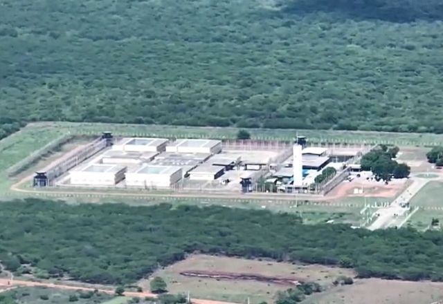 Imagem da noticia SBT News na TV: Após fuga de detentos, Lewandowski determina intervenção em presídio federal no RN