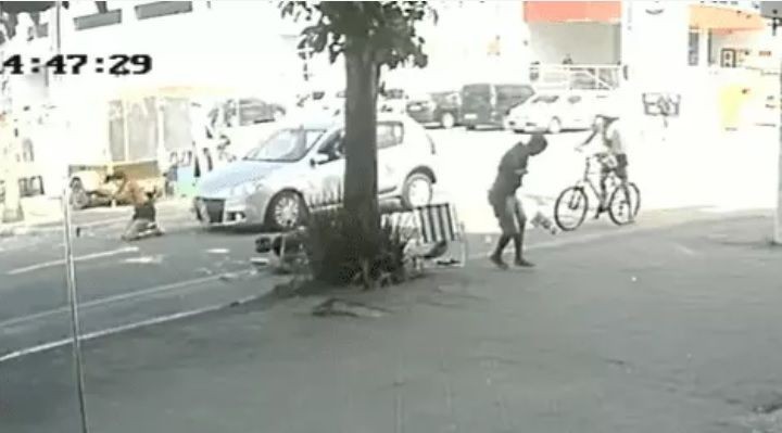Imagem da noticia Mãe e filha de dois anos são atropeladas ao atravessar faixa de pedestre em Florianópolis (SC)