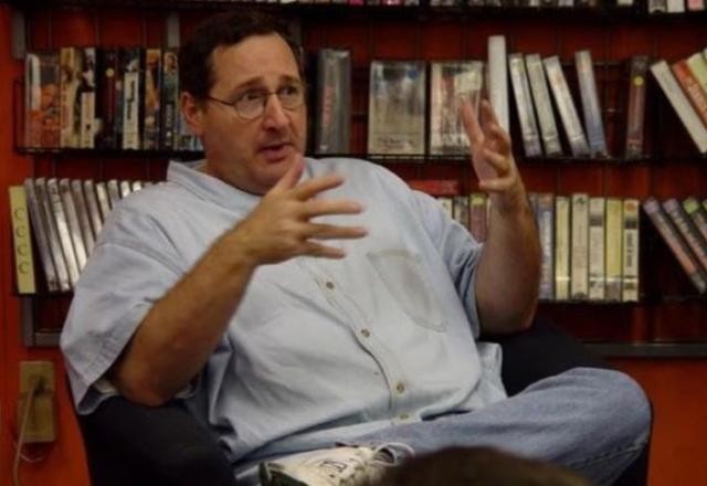Imagem da noticia Morre Jeff Burr, diretor de O Massacre da Serra Elétrica 3, aos 60 anos