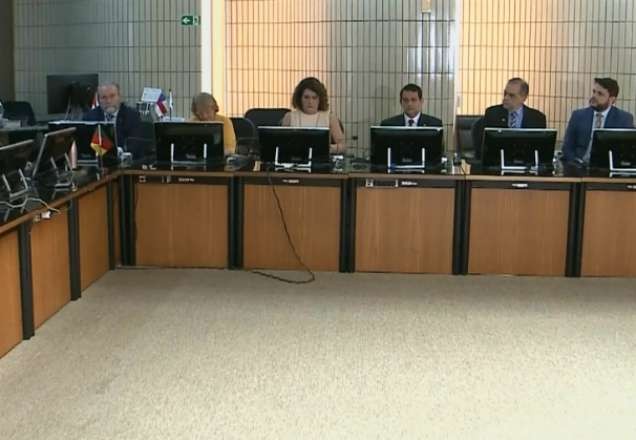 Imagem da noticia Idade mínima para cirurgia de troca de sexo é reduzida para 18 anos