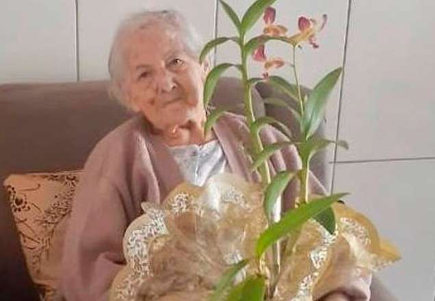 Imagem da noticia Idosa de 94 anos supera expectativas e se cura da Covid-19 em São Paulo