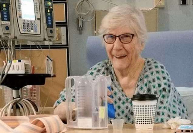 Imagem da noticia Idosa de 90 anos consegue sobreviver ao coronavírus e vira símbolo de esperança