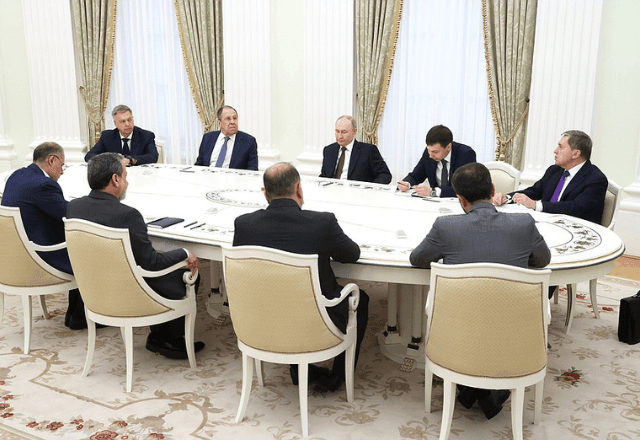 Imagem da noticia Putin condena ataques dos EUA e Israel ao Irã: "Ato de agressão totalmente sem provocação"