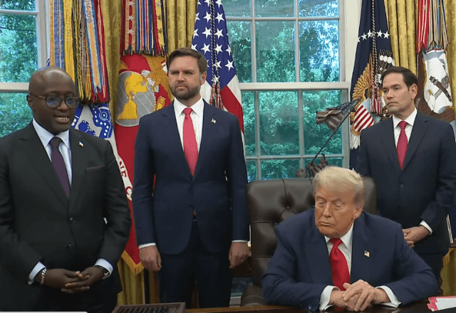 Imagem da noticia Trump negocia acordo entre Ruanda e Congo e prevê cessar-fogo em Gaza na próxima semana