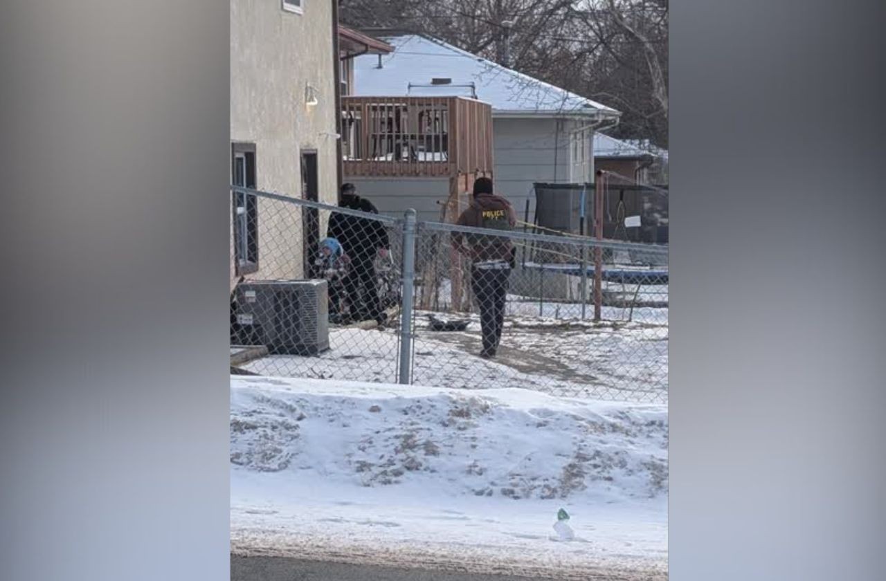 Imagem da noticia Criança de 5 anos é detida por agentes de imigração em Minnesota nos EUA 