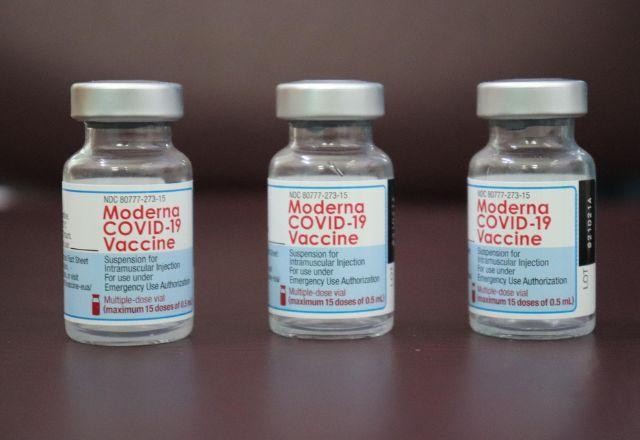 Imagem da noticia Moderna processa Pfizer e BioNTech por vacina contra covid