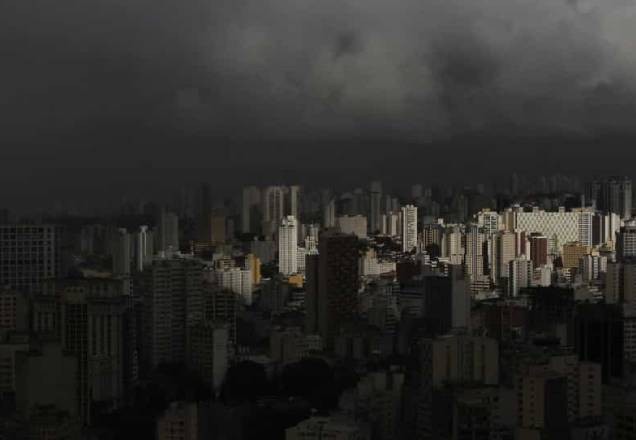 Imagem da noticia Incêndios no Pantanal podem provocar chuva preta em São Paulo