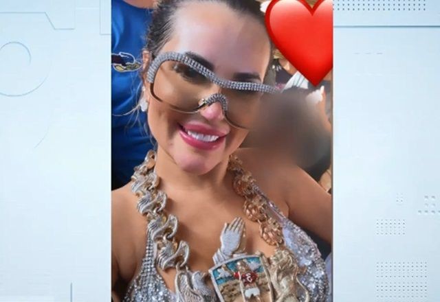 Imagem da noticia Deolane Bezerra publica foto com cordão de chefe do tráfico da Maré