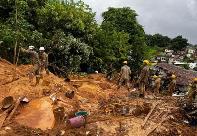 Imagem da noticia Mudanças climáticas podem ter contribuído para chuvas em PE, RJ e BA