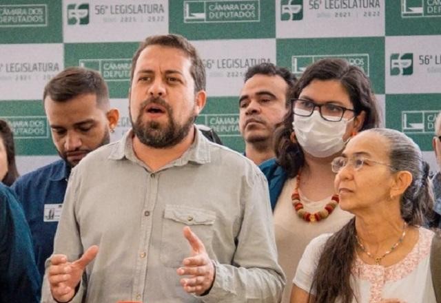 Imagem da noticia Em Assembleia Geral Nacional, federação Psol-Rede veta aliança com MDB e União