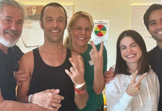 Imagem da noticia Mãe de Kayky Brito posta fotos do ator e comemora alta: "Coração explodindo de felicidade"