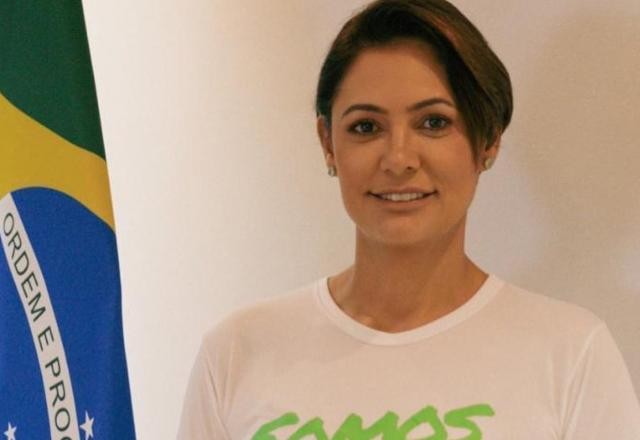 Imagem da noticia Joias: Defesa de Michelle Bolsonaro diz que ela desconhece "ter ocorrido irregularidade"