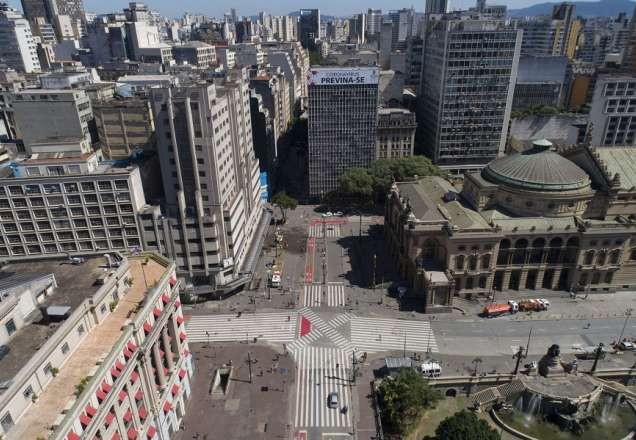 Imagem da noticia Isolamento social chega a 51% no primeiro dia de feriado antecipado em SP