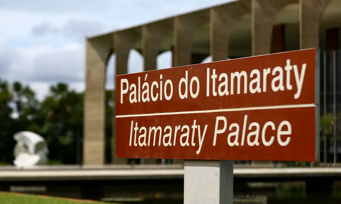 Imagem da noticia O que significa a volta de um embaixador? Entenda pedido do governo e a crise com Israel