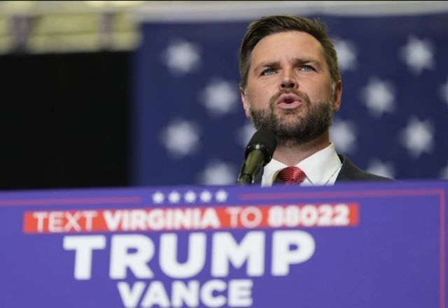 Troca de mensagens revela outro lado de J.D. Vance, vice de Trump