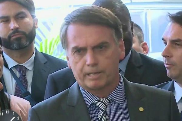 Imagem da noticia Jair Bolsonaro anuncia três titulares para ministérios