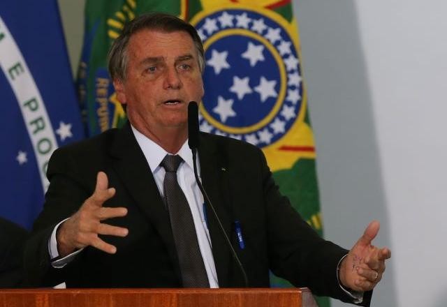 Imagem da noticia Bolsonaro ficará internado em SP para tratar suboclusão intestinal