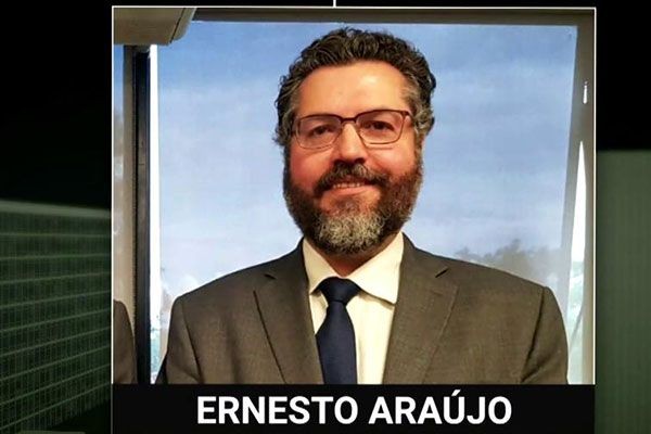 Imagem da noticia Jair Bolsonaro anunciou hoje o nome do futuro ministro das Relações Internacionais