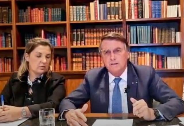 Imagem da noticia Bolsonaro diz que tentará acordo para reajuste de servidores: "Estou no limite"