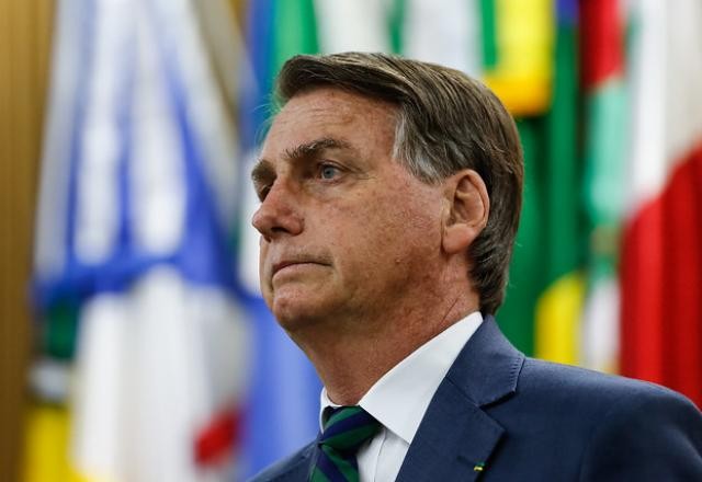 Bolsonaro: "O senhor Barroso tem uma questão pessoal comigo"