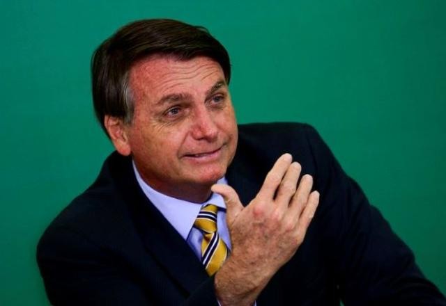 Imagem da noticia PF reavalia pedido e libera acesso de Bolsonaro ao inquérito das joias 