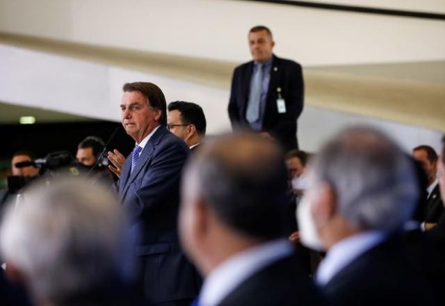 Imagem da noticia Bolsonaro participa de entrega de prêmio das comunicações