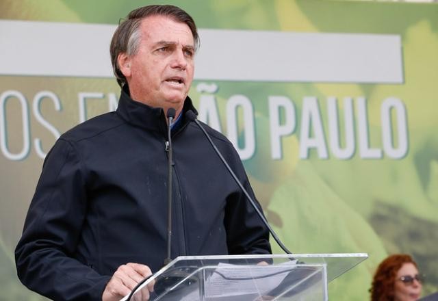 Poder Expresso: Bolsonaro, armas e a confusão da sabatina de André Mendonça