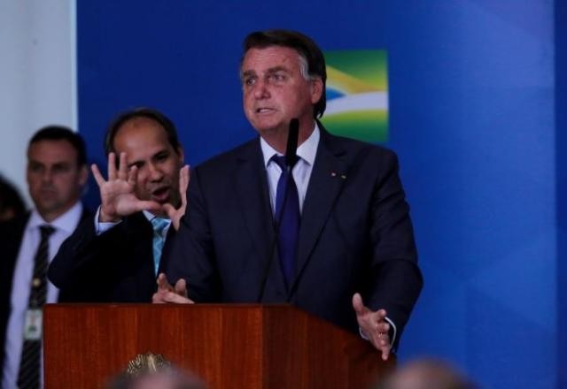 Bolsonaro rebate Fux e cita "direito de ir e vir" no Sete de Setembro