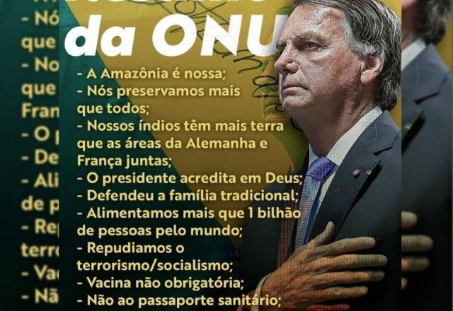 Imagem da noticia Bolsonaro publica foto em que aparece com 6 dedos