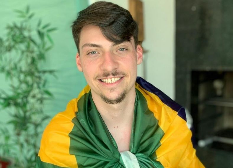 Imagem da noticia Filho 04 de Bolsonaro, Jair Renan é indiciado por lavagem de dinheiro
