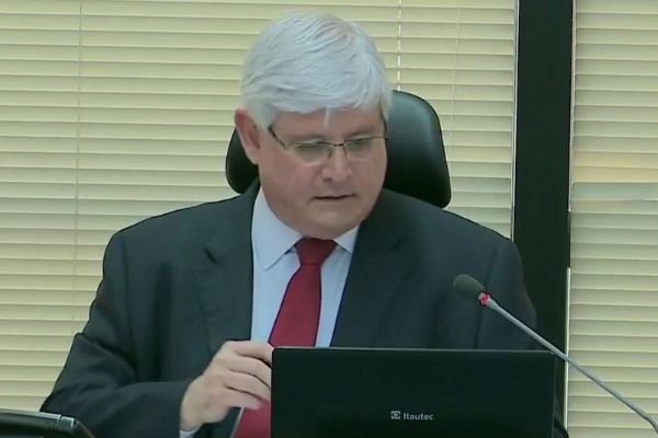 Janot envia ao STF 83 pedidos de inquérito com base em delações da Odebrecht